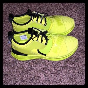 Ladies Puma Sneakers